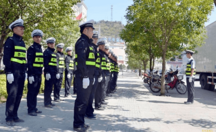 成都辅警招聘，机遇与挑战同步来临